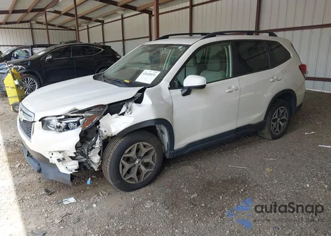 2020 Subaru Forester Premium из США, поврежденный, VIN JF2SKAJC6LH535679